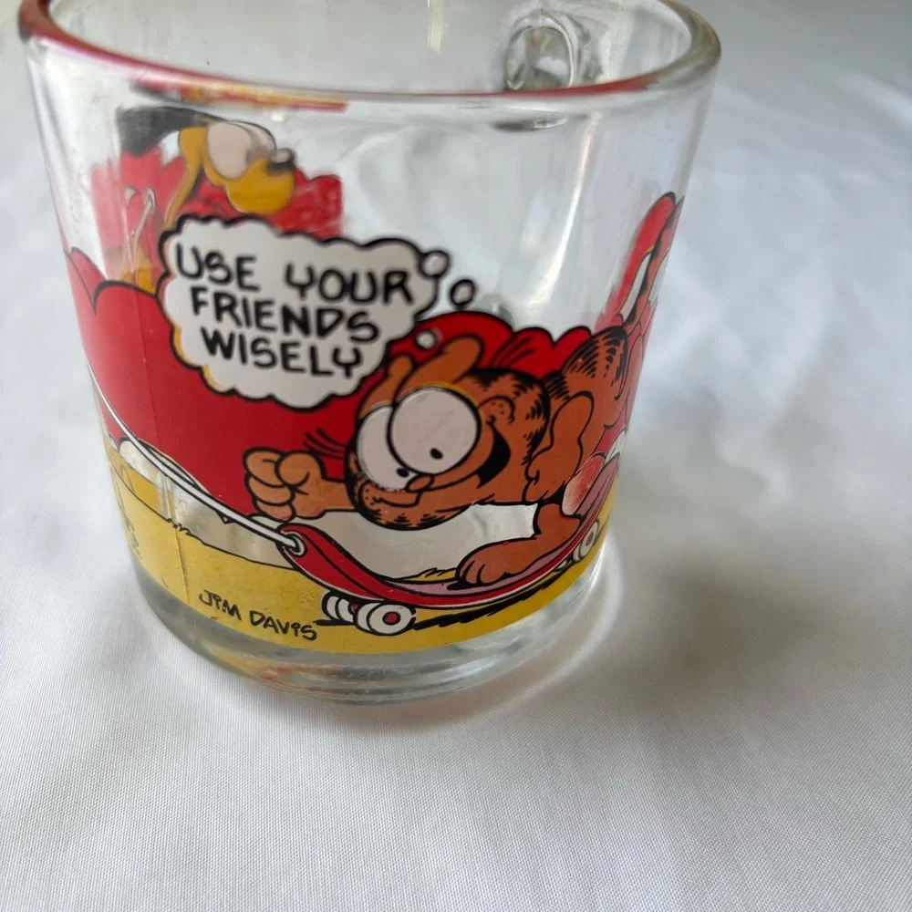 Garfield Glass Mug with Comic Design